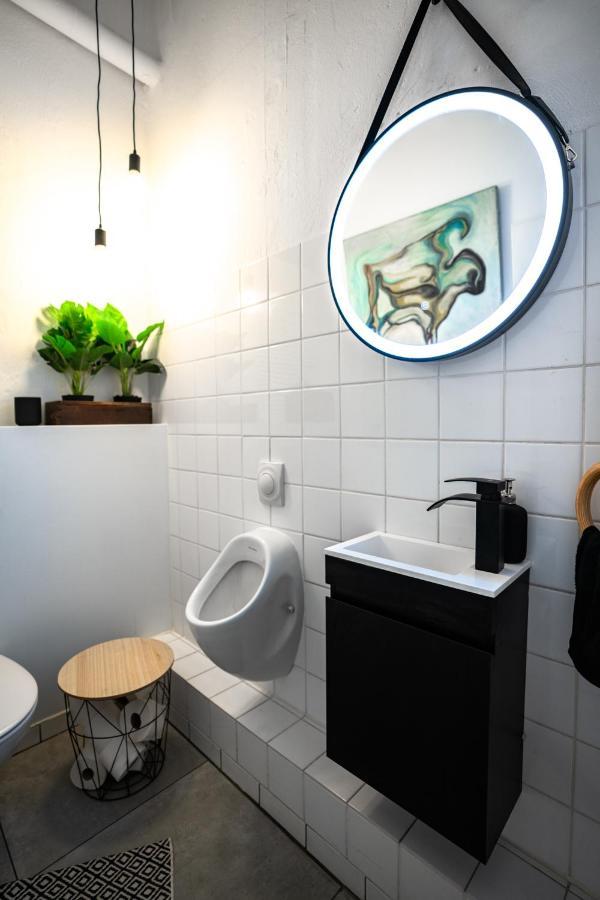 Design Loft - 200Qm2 - Heimkino - Bestlage - Parkplatz วิสบาเดน ภายนอก รูปภาพ